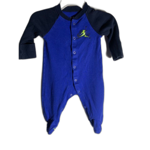 Nike Bundle Onesies (5 items) 3 Months - Picture 4 of 11